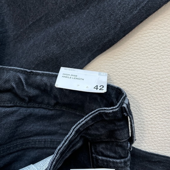NWT - Zara Women’s High Rise Straight Ankle Length Jeans - Size 10 - Picture 7 of 9